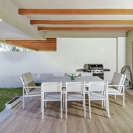 Ml2b1- Stunning In * Marbella