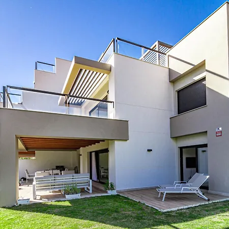 Ml2b1- Stunning In * Marbella