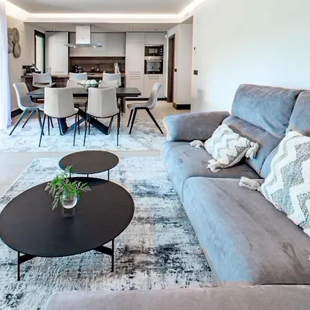 Apartment Ml2b1- Stunning In