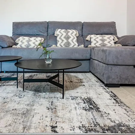 Ml2b1- Stunning In Appartement *