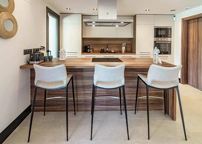 Apartment Ml2b1- Stunning In Marbella