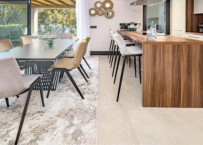 Ml2b1- Stunning In Appartement Marbellac